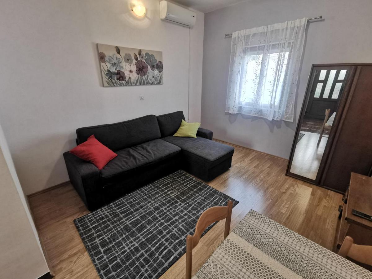 Uncle Apartment Makarska Exterior photo
