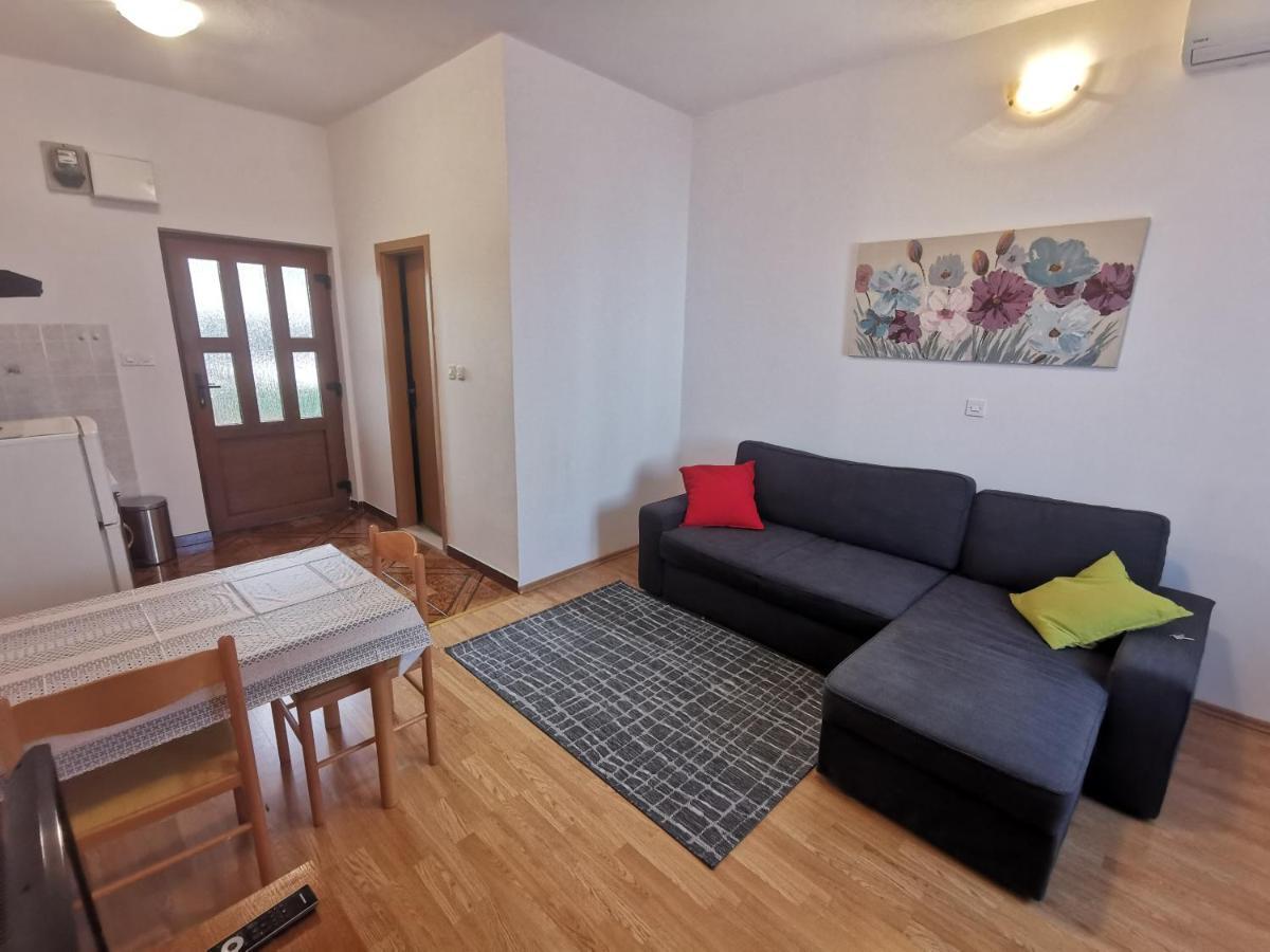 Uncle Apartment Makarska Exterior photo